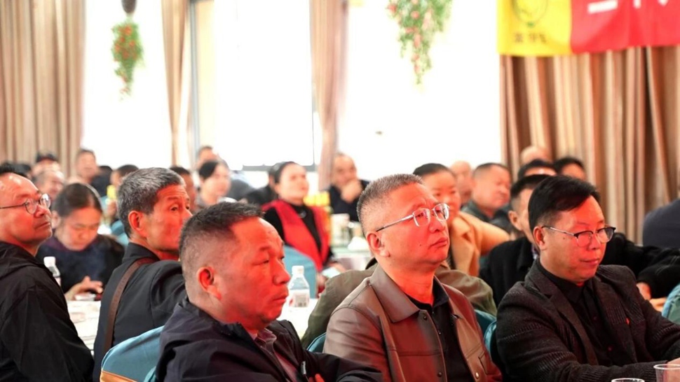 种植大户齐点赞！宁乡“靠得住”叶面肥交流会见证科学种田优势！